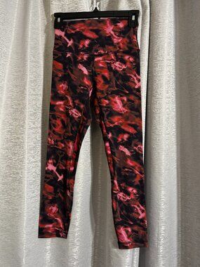 Lululemon High Rise Leggings Red Black Abstract Print Size 6